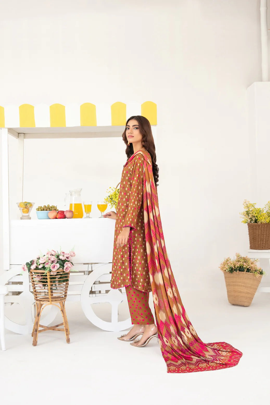 🍃Tawakkal Zurina Printed Premium 3-Piece Suit – D-4480 🍃 زرینہ پرنٹڈ پریمیم 3 پیس سوٹ – D-4480