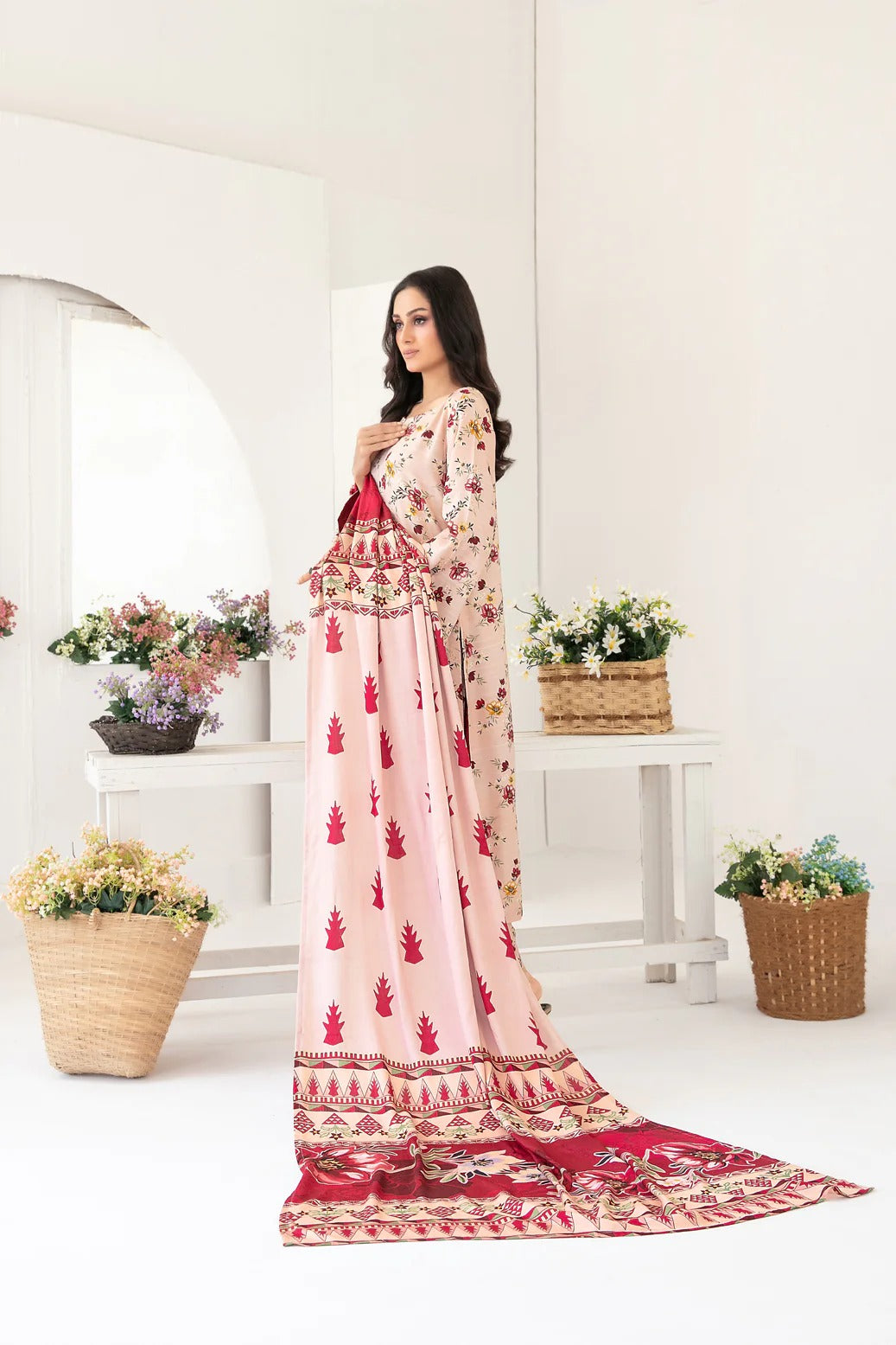 🍃Tawakkal Zurina Printed Premium 3-Piece Suit – D-4483 🍃 زرینہ پرنٹڈ پریمیم 3 پیس سوٹ – D-4483