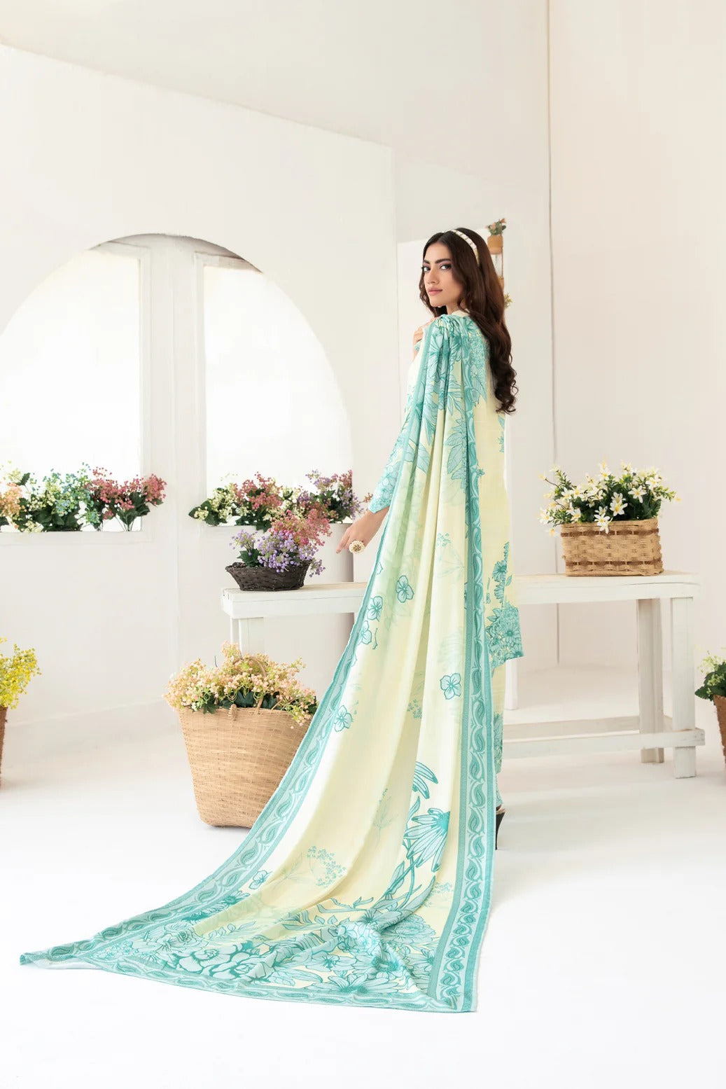 🍂 Tawakkal Zurina Printed Premium 3-Piece Suit – D-4479 🍂 زرینہ پرنٹڈ پریمیم 3 پیس سوٹ – D-4479