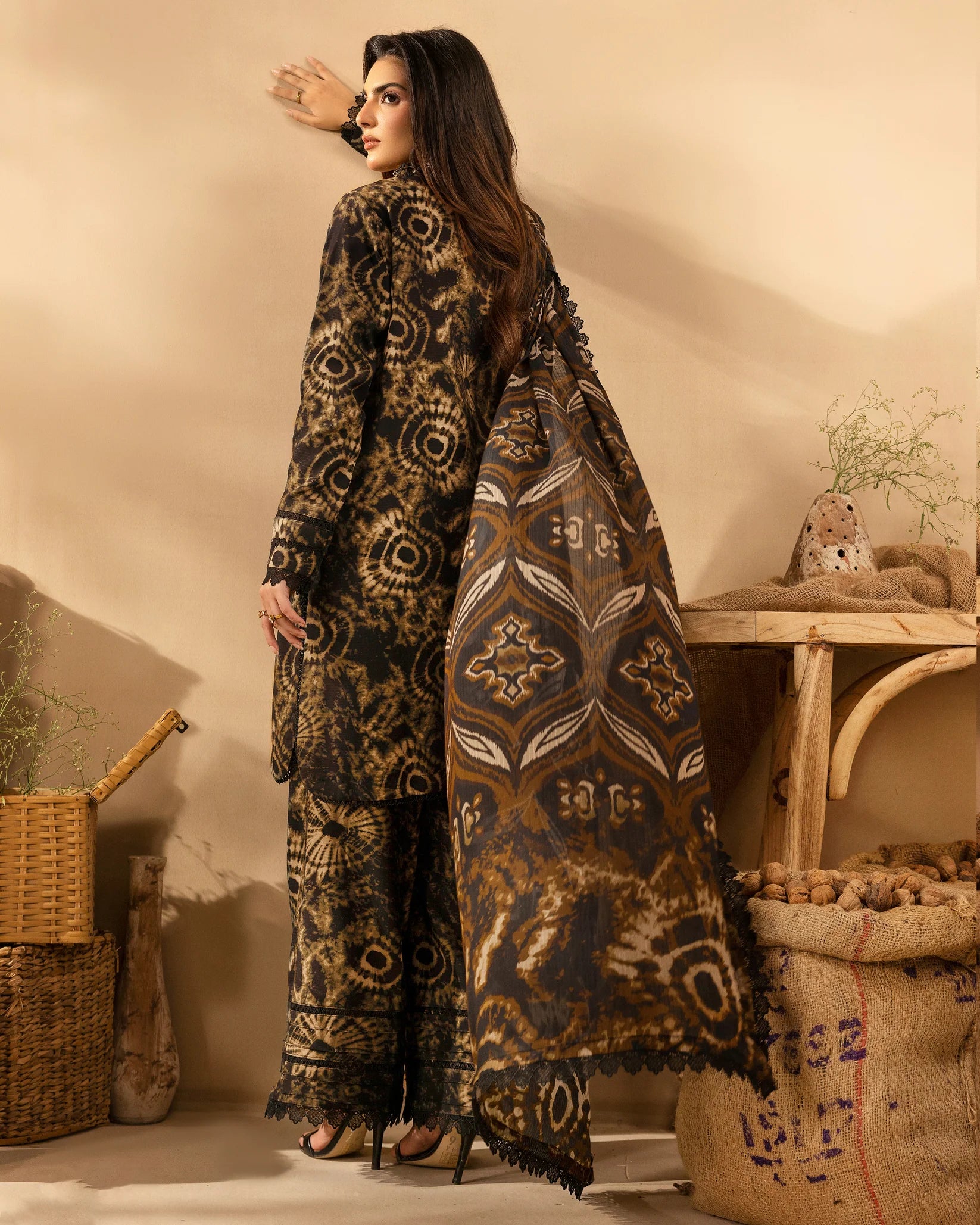 ❄️ OMRE Exclusive Winter Collection Vol.04 – Staple Dora Digital Printed Suit (Design #06) ❄️ اومرے ایکسکلیوسو ونٹر کلیکشن والیم 04 – اسٹیپل ڈورا ڈیجیٹل پرنٹڈ سوٹ (ڈیزائن نمبر 06)