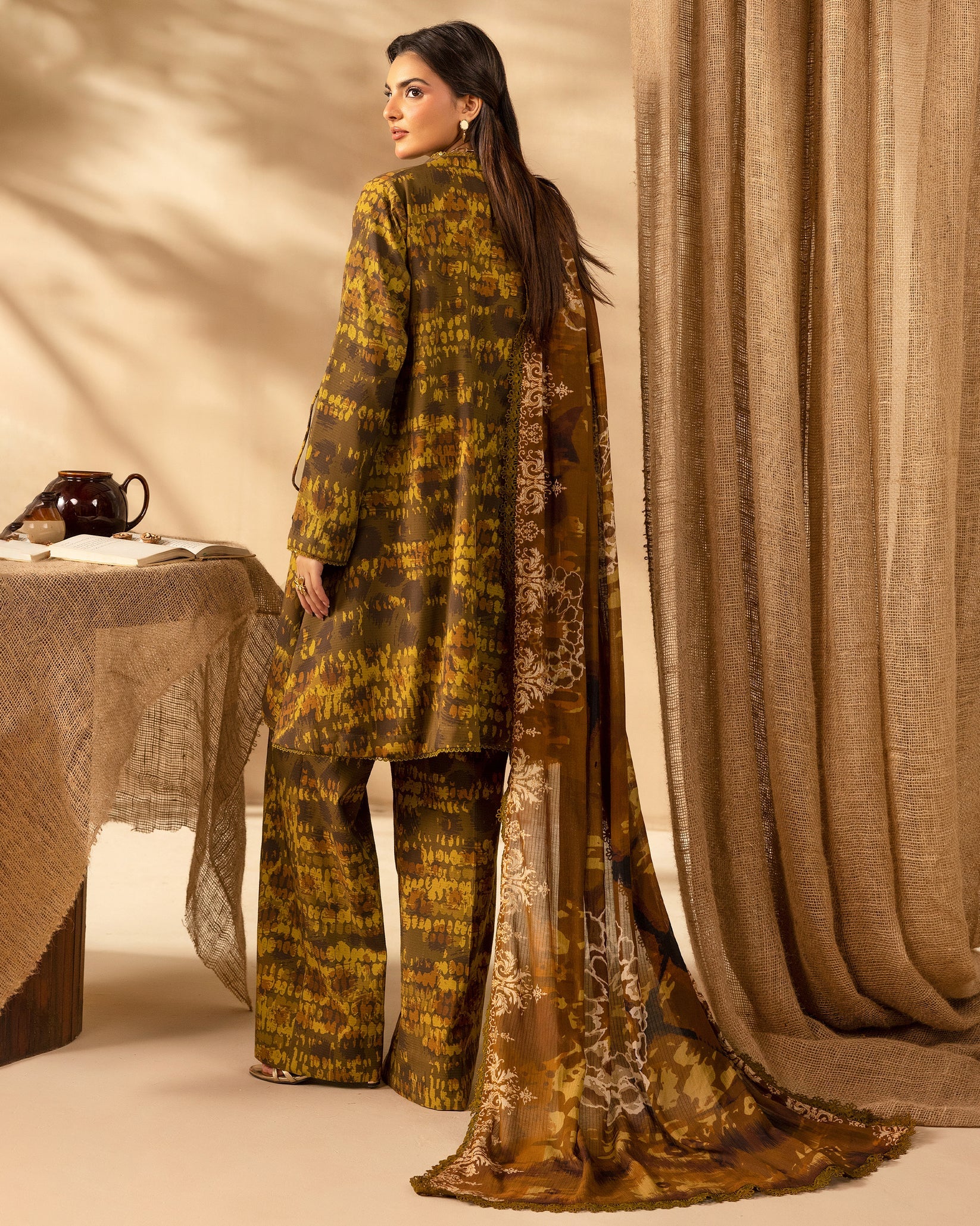 ❄️ OMRE Exclusive Winter Collection Vol.04 – Staple Dora Digital Printed Suit (Design #07) ❄️ اومرے ایکسکلیوسو ونٹر کلیکشن والیم 04 – اسٹیپل ڈورا ڈیجیٹل پرنٹڈ سوٹ (ڈیزائن نمبر 07)