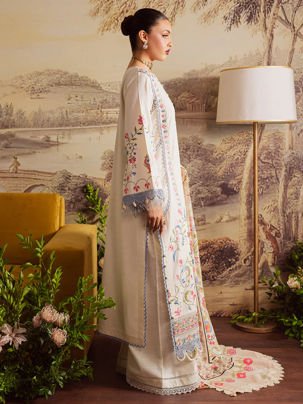 Mahnur Nova Khaddar ’25 – NK-01 | Premium Winter Unstitched 3PC Suit | Timeless Khaddar Elegance ماہنور نووا کھدر ’25 – NK-01 | پریمیئم ونٹر اَن سٹیچڈ 3 پیس سوٹ | روایتی کھدر کی لازوال خوبصورتی