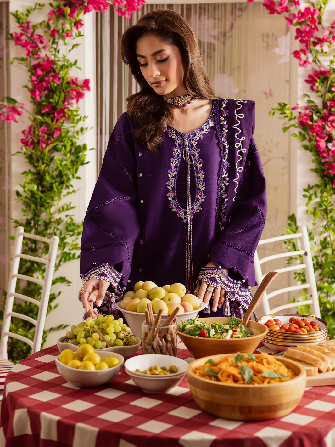 Mahnur Nova Khaddar ’25 – NK-02 | Plum Radiance | Premium Digital Printed Winter 3PC Suit ماہنور نووا کھدر ’25 – NK-02 | پلم ریڈیئنس | پریمیم ڈجیٹل پرنٹڈ ونٹر تین پیس سوٹ