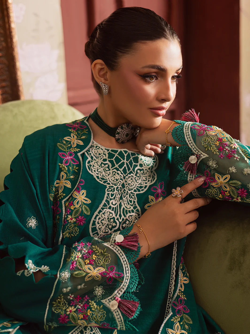 Mahnur Nova Khaddar ’25 – NK-09 | Lavender Whisper | Premium Digital Printed 3PC Winter Suit ماہنور نووا کھدر ’25 – این کے-09 | لیونڈر وسپر | پریمیم ڈجیٹل پرنٹڈ تین پیس ونٹر سوٹ