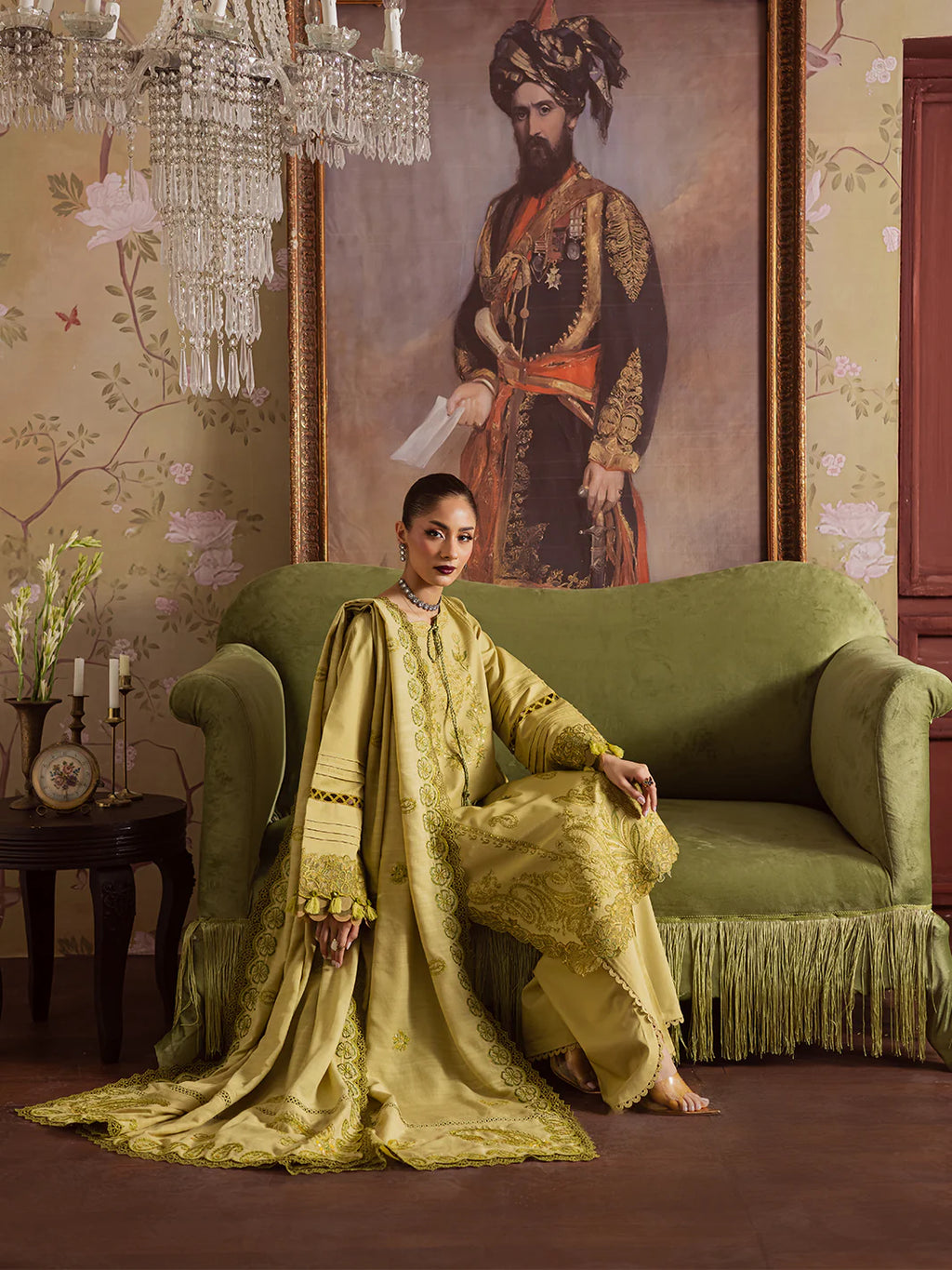 Mahnur Nova Khaddar ’25 – NK-10 | Honey Glow | Premium Digital Printed 3PC Winter Suit ماہنور نووا کھدر ’25 – این کے-10 | ہنی گلو | پریمیم ڈجیٹل پرنٹڈ تین پیس ونٹر سوٹ