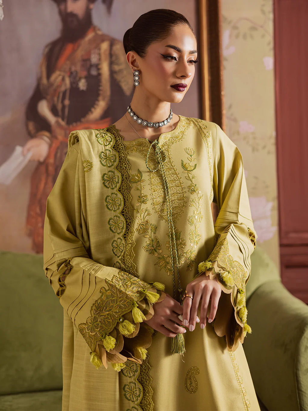 Mahnur Nova Khaddar ’25 – NK-10 | Honey Glow | Premium Digital Printed 3PC Winter Suit ماہنور نووا کھدر ’25 – این کے-10 | ہنی گلو | پریمیم ڈجیٹل پرنٹڈ تین پیس ونٹر سوٹ