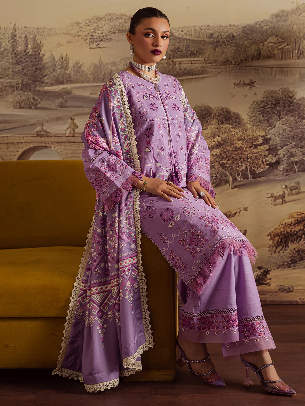 Mahnur Nova Khaddar ’25 – NK-11 | Plum Radiance | Premium Digital Printed 3PC Winter Suit ماہنور نووا کھدر ’25 – این کے-11 | پلَم ریڈیئنس | پریمیم ڈجیٹل پرنٹڈ تین پیس ونٹر سوٹ