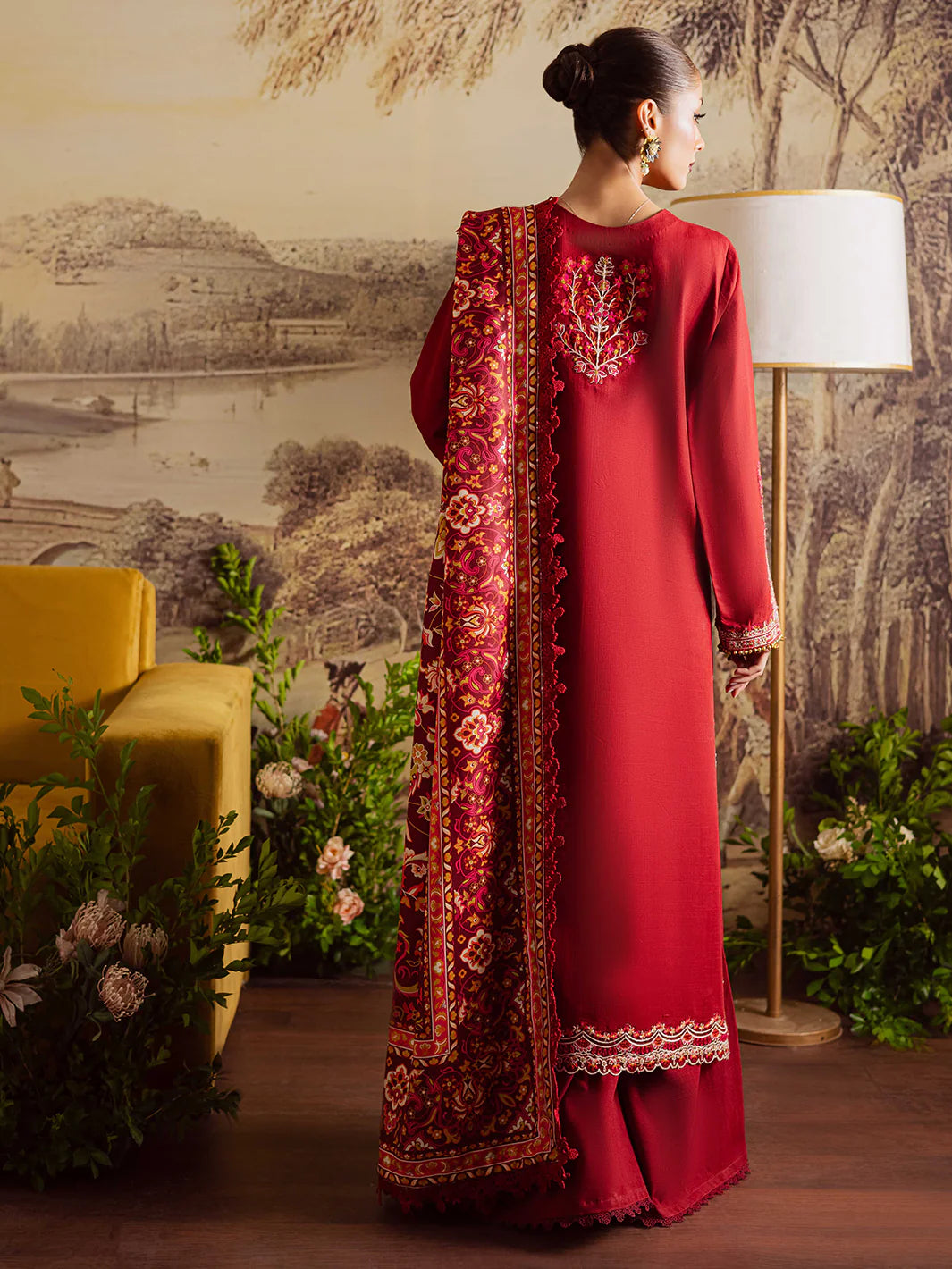 Mahnur Nova Khaddar ’25 – NK-12 | Olive Bloom | Premium Digital Printed 3PC Winter Suit ماہنور نووا کھدر ’25 – این کے-12 | اولیو بلوم | پریمیم ڈجیٹل پرنٹڈ تین پیس ونٹر سوٹ