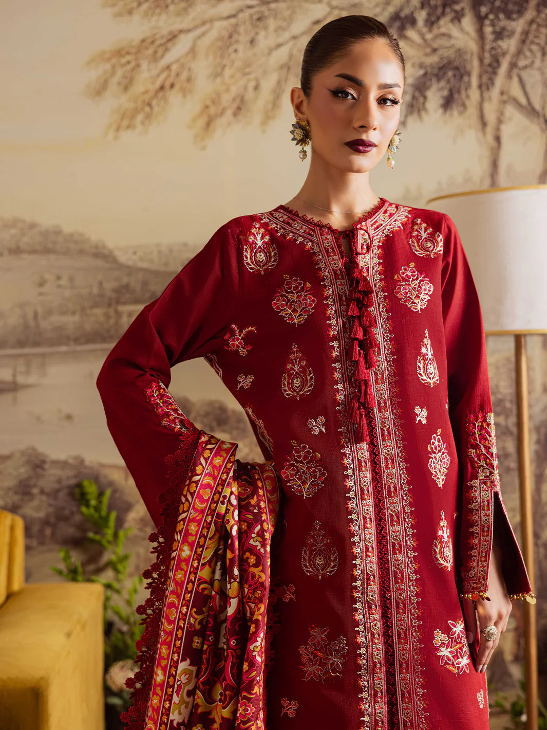 Mahnur Nova Khaddar ’25 – NK-12 | Olive Bloom | Premium Digital Printed 3PC Winter Suit ماہنور نووا کھدر ’25 – این کے-12 | اولیو بلوم | پریمیم ڈجیٹل پرنٹڈ تین پیس ونٹر سوٹ