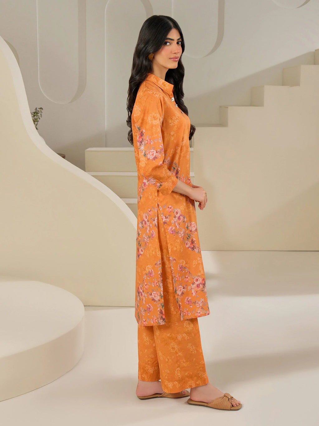 Limelight Unstitched Printed 2 Piece Cambric Suit – U3956 Orange | Rizwan Fabrics لیم لائٹ غیر سلا ہوا پرنٹڈ دو پیس کیمبریک سوٹ – U3956 اورنج | رضوان فیبریکس