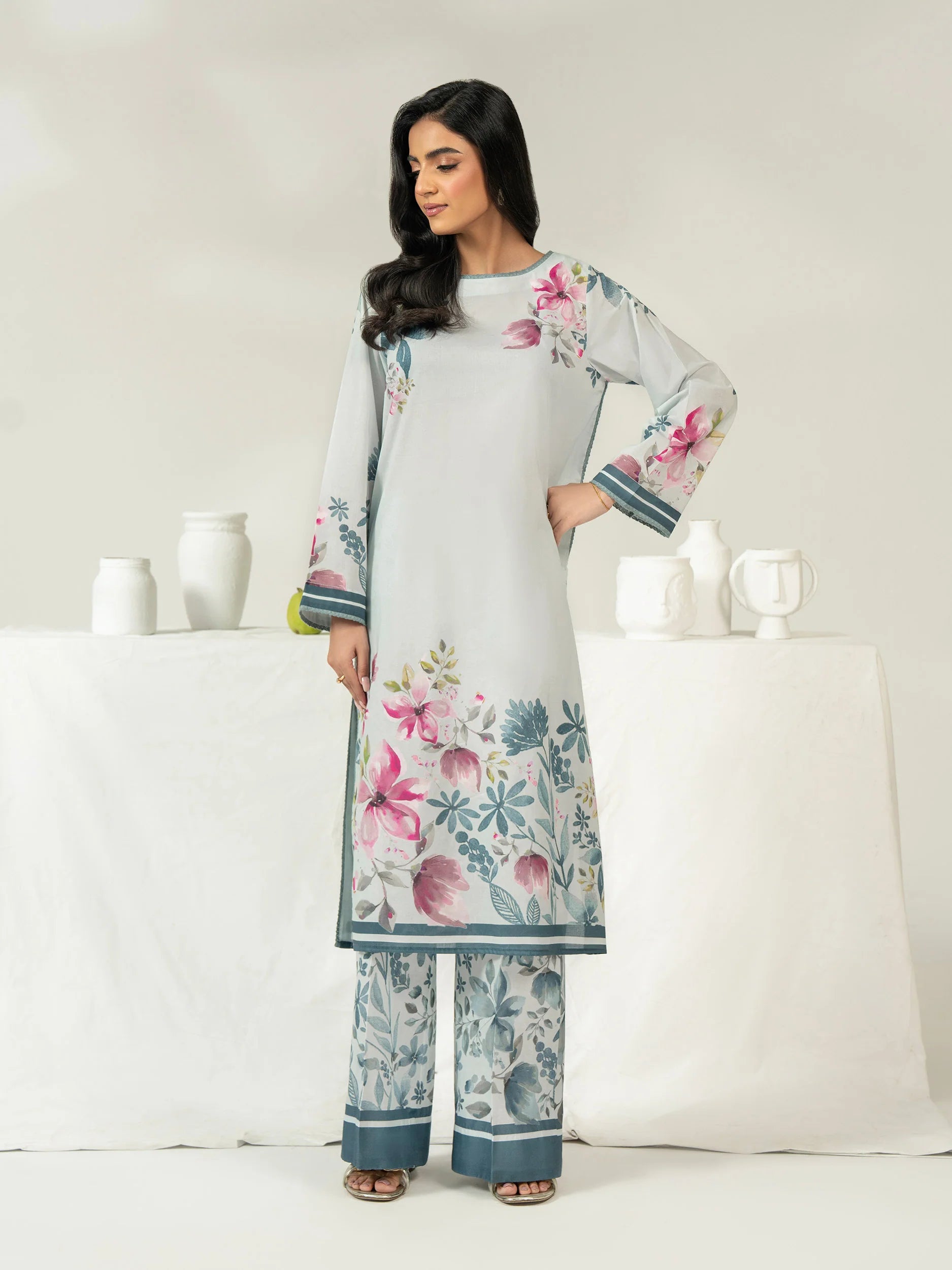 Limelight Unstitched Printed 2 Piece Cambric Suit – U4384 Sky Blue | Rizwan Fabrics لیم لائٹ غیر سلا ہوا پرنٹڈ دو پیس کیمبریک سوٹ – U4384 اسکائی بلیو | رضوان فیبریکس