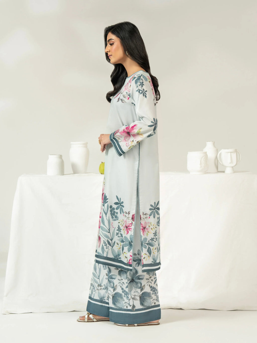 Limelight Unstitched Printed 2 Piece Cambric Suit – U4384 Sky Blue | Rizwan Fabrics لیم لائٹ غیر سلا ہوا پرنٹڈ دو پیس کیمبریک سوٹ – U4384 اسکائی بلیو | رضوان فیبریکس