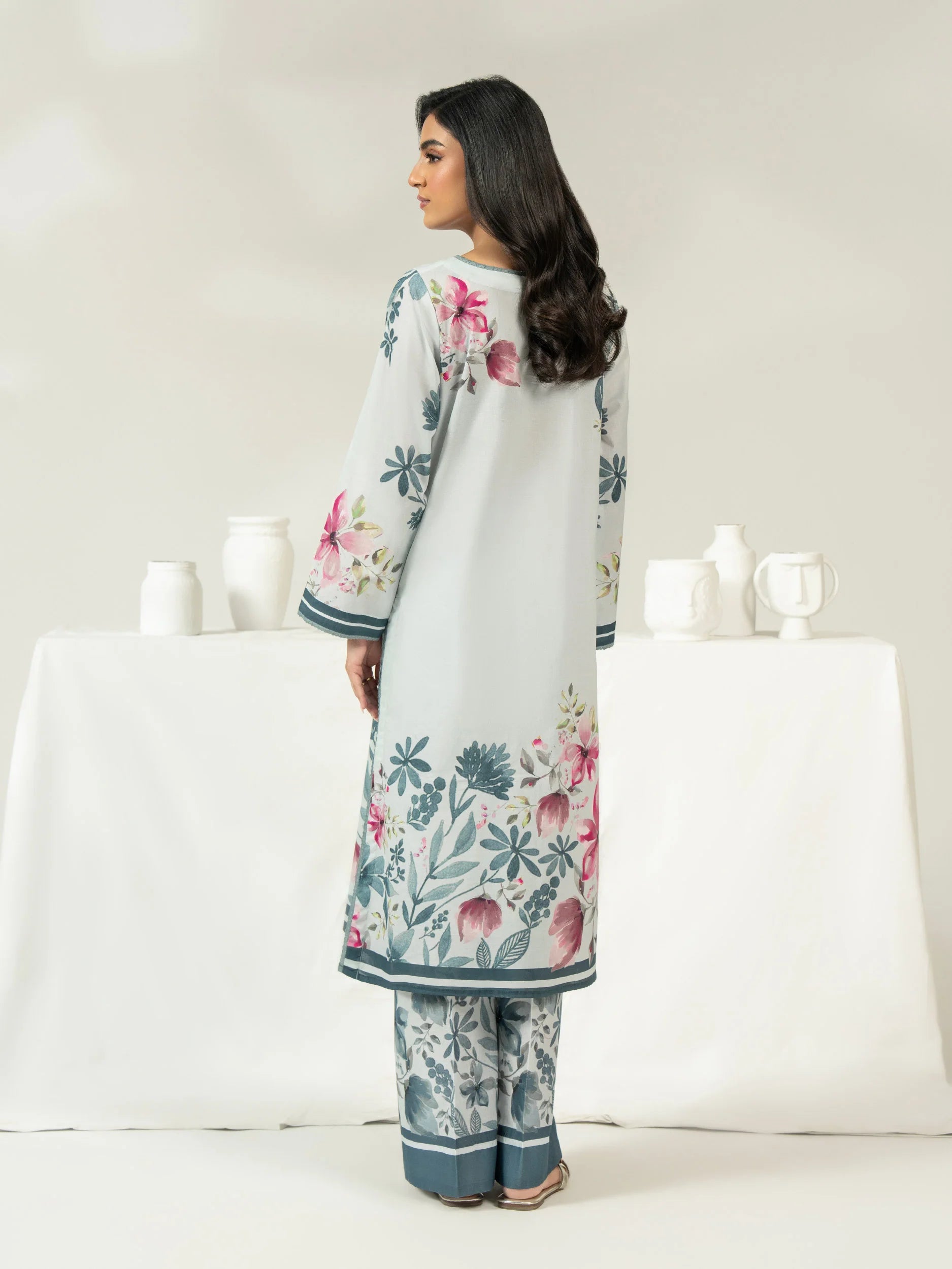 Limelight Unstitched Printed 2 Piece Cambric Suit – U4384 Sky Blue | Rizwan Fabrics لیم لائٹ غیر سلا ہوا پرنٹڈ دو پیس کیمبریک سوٹ – U4384 اسکائی بلیو | رضوان فیبریکس