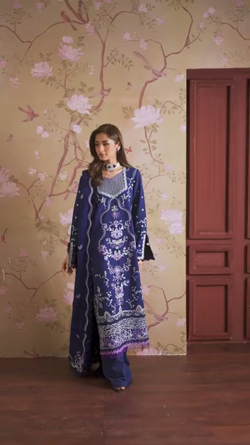 Mahnur Nova Khaddar ’25 – NK-06 | Emerald Enchant | Premium Digital Printed 3PC Winter Suit ماہنور نووا کھدر ’25 – این کے-06 | زمردی جادو | پریمیم ڈجیٹل پرنٹڈ تین پیس ونٹر سوٹ
